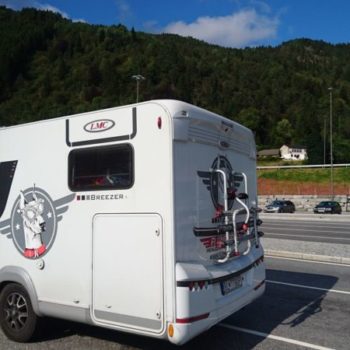 Flying_Dog_Prenajom_Karavanov camper trailer hire