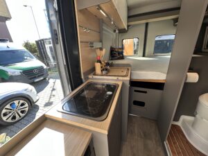 Camper Van LMC Innovan 590