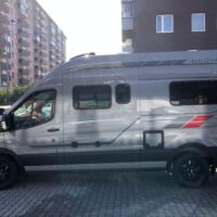 Camper Van LMC Innovan 590