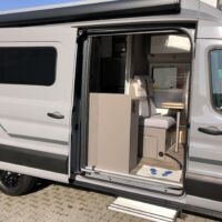 Camper Van LMC Innovan 590